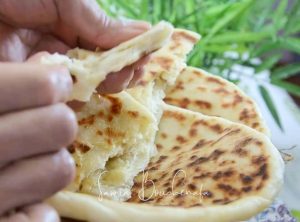 Cheese naan indienne au fromage